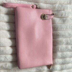 Elegant Pink faux leather Clutch